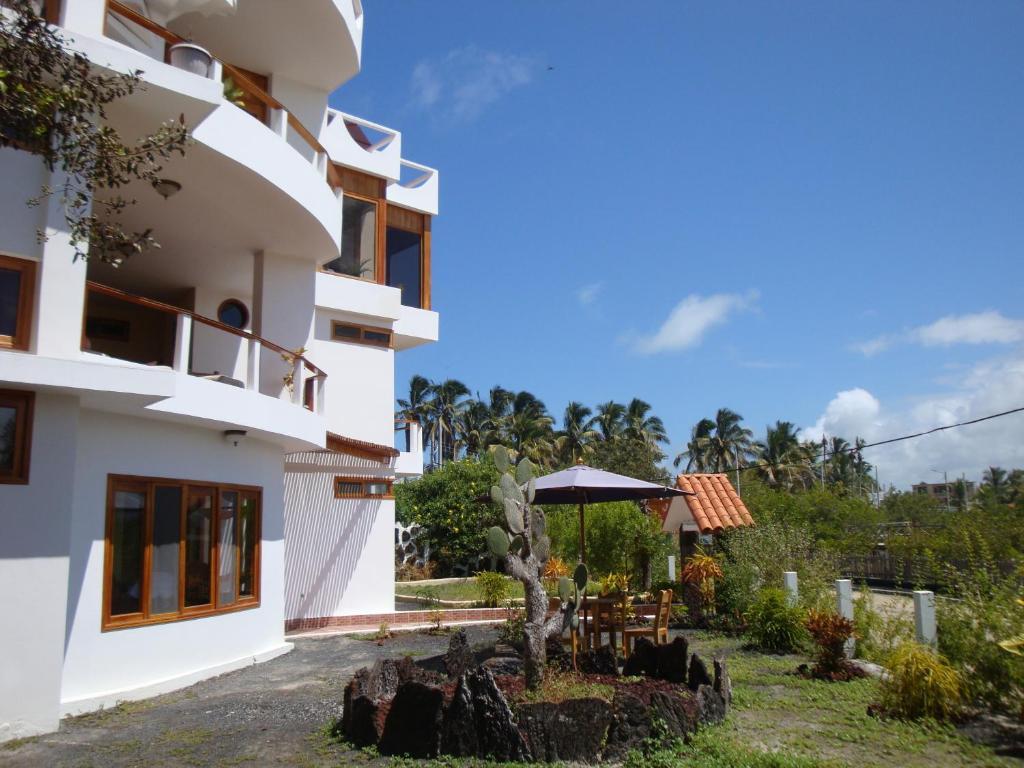 Hotel La Laguna Galapagos Пуерто-Вільяміль Екстер'єр фото